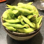 三酉屋 - 枝豆385円