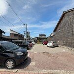 千年鮭 井筒屋 - きっかわの駐車場・ここに停めました