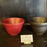 千年鮭 井筒屋 - 木目を出した漆器