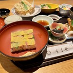 料亭・旅館 半月庵 - 