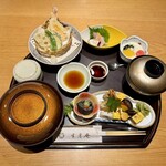 料亭・旅館 半月庵 - 