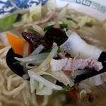中華麺房 東龍 - 具材蓮華リフト⤴　ボリューム満点❗️