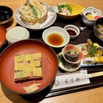 料亭・旅館 半月庵 - 