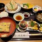 料亭・旅館 半月庵 - 