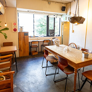 MOVE CAFE_1