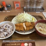 かつ満 - 料理写真: