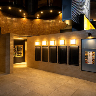 “職人が集う、食の横丁”