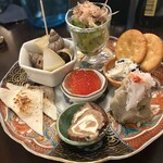 酒泥棒の冷菜盛り合わせ