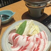 華蓮 博多店 - 黒豚のしゃぶしゃぶ
