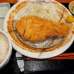 とんかつ 美とん - 