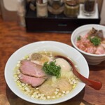 三馬路 東京店 - 特製塩そば¥1400