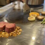 ステーキ とみい - 