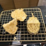 博多天ぷら たかお - 鶏胸肉2個と茄子