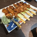 厳選酒場 新風 - 焼き鳥モモ￥600円