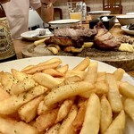 ブラッセルズ 六本木一丁目 - 教授のお気に入りポテト