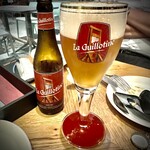 ブラッセルズ - 柔和な教授のお気に入り「ギロチン」