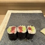 すし善 - 美しい〜　胡瓜がシャキシャキ　巻物　