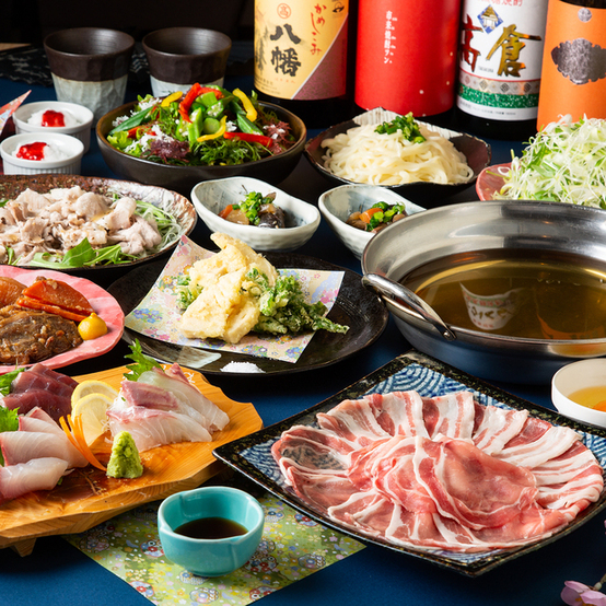 黒豚しゃぶしゃぶと溶岩焼きが 自慢の居酒屋 くろ屋 鹿児島天文館店