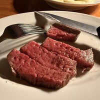 カルネジーオ イースト - 