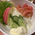 焼肉苑 - 野菜サラダ　550円