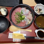 近畿大学水産研究所 はなれ - 