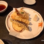 すしざんまい - 天ぷら盛り合わせ
      
      