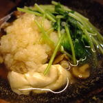 岩さき - 具は結び湯葉や鱧入りおこわ三つ葉など