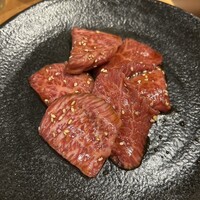 ホルモン焼肉 富や 栄店 - 