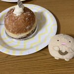 Harbor Bread Cafe - クレマ　ボンボローニ。