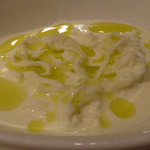 リストランテ・ヒロソフィー 銀座 - スープ状のチーズ