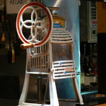 リストランテ・ヒロソフィー 銀座 - かき氷を作る器械