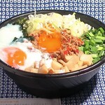 油そば・まぜそば ロマン - 料理写真:半熟玉子まぜそば