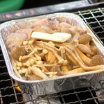 磯丸水産 - イカとキノコのワタ焼き