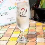 トリワイン ＰＩＫＯＳＨＨＨＵ - ウォッカソーダ