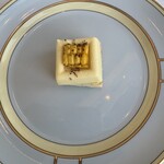 ウォルドーフ・アストリア大阪 - 