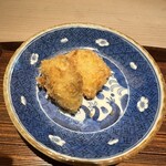 室町 唯 - 
