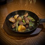 RIGOLETTO　WINE　AND　BAR - ■イベリコ豚とインカの目覚めのソルサ ¥715