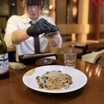 RIGOLETTO　WINE　AND　BAR - バスタにトリュフをかけてもらいました