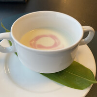 鉄板焼レストラン八景 - 本日のスープ（2025年8月22日撮影）