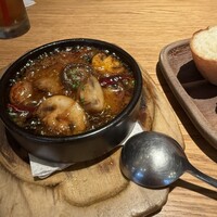 ウォルプタス 東京駅グランルーフ店 - 