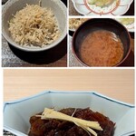礒田 - ご飯のお供たち
      牛時雨煮、ちりめんじゃこ山椒煮、白菜のお漬物、お味噌汁