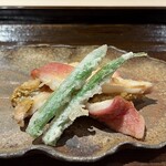 礒田 - 北寄貝（天然物）のから揚げ