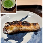 礒田 - 天然鮎、炭火塩焼き