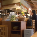 石臼挽き手打 蕎楽亭 - ランチタイムの店内