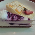 Cafe Coco Tanta - ブルーベリーレアチーズとミルクレープ