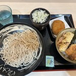 ゆで太郎 - 料理写真:ミニのり弁セット(冷)(750円)