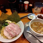 家系ラーメン六郷家 - 