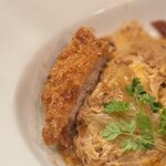 ひいき屋 - サクサクのカツを