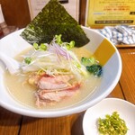塩生姜らー麺専門店 MANNISH - 