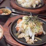 すずや 新宿本店 - からし醤油ダレをchoice